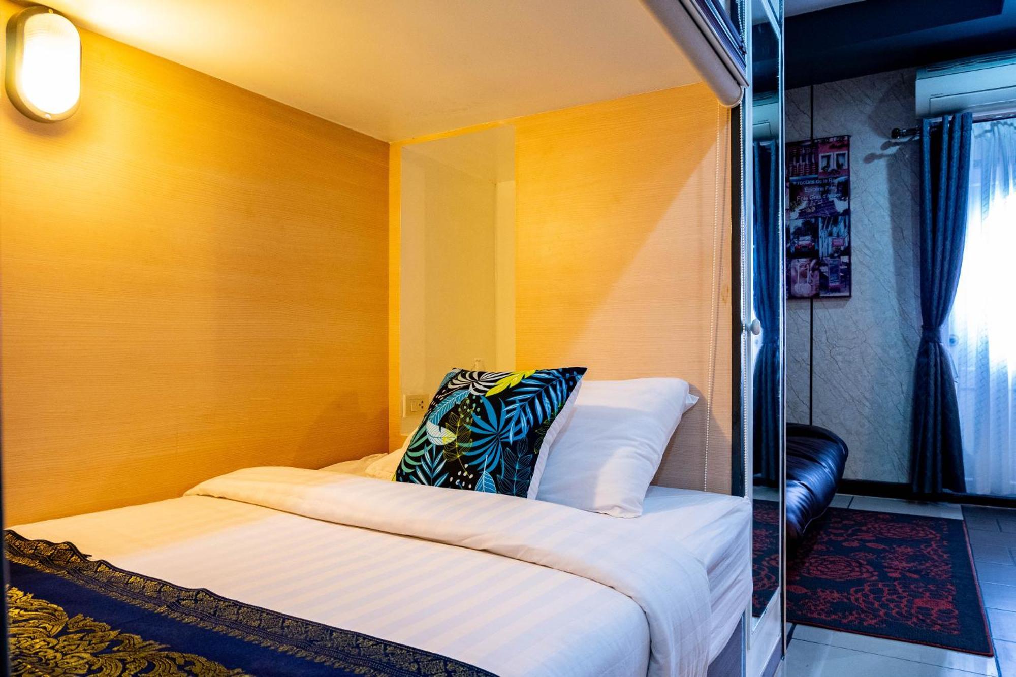 Asrama Usman Halal Bangkok